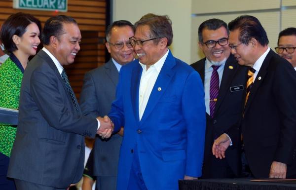 Sarawak’s eco<em></em>nomy expected to be more stable from sovereign fund investments, says Abang Johari