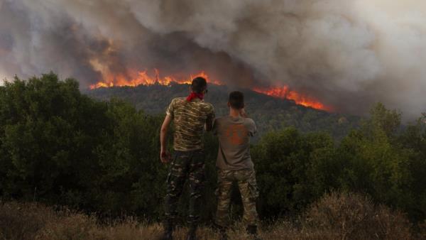 希腊向东北部大火增派了100名消防员，大火已经燃烧了13天