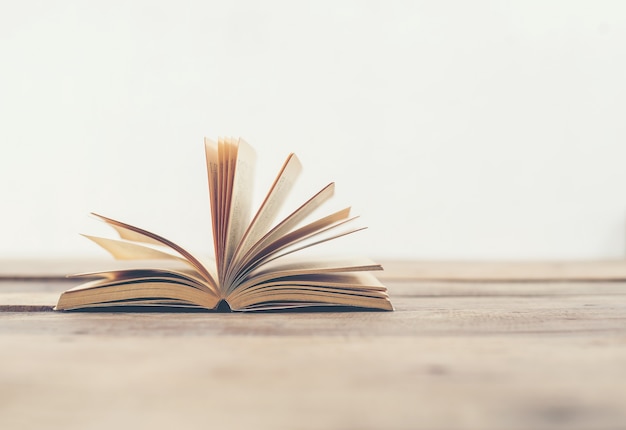 求乒乓球比赛的策划书